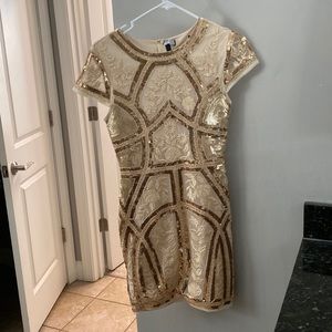 Lulus gold/sequin holiday bodycon dress